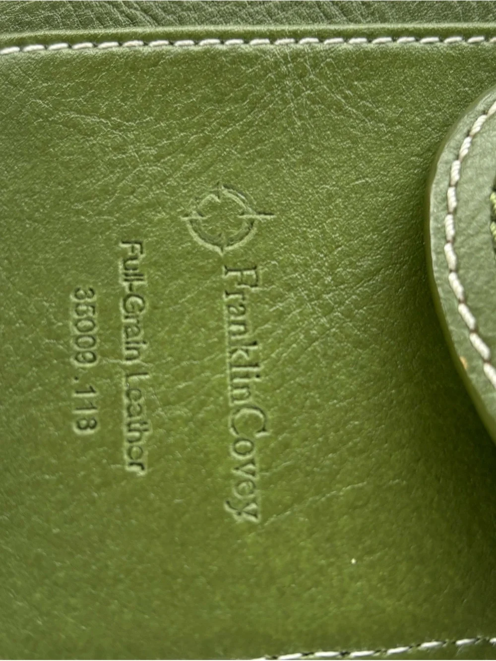 Franklin Covey Olive Green Leather Wallet with Brass Turn-Lock Accent - Picture 5 of 5